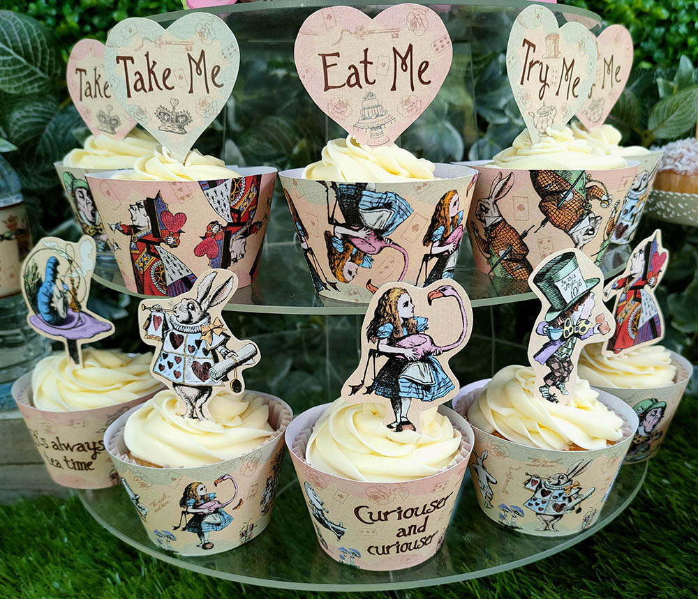 Alice in Wonderland Cupcake Wrappers Alice in Wonderland Cupcake Wrappers